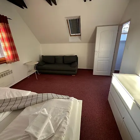 Chalupka Bratov V Resorte Aplend Tatil Evi Veľký Slavkov