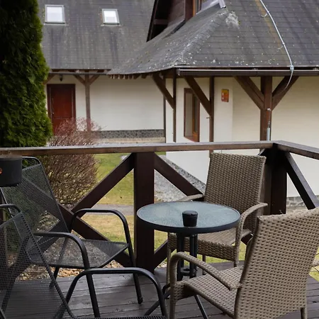 Chalupka Bratov V Resorte Aplend Tatil Evi *