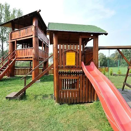 Chalupka Bratov V Resorte Aplend Tatil Evi *