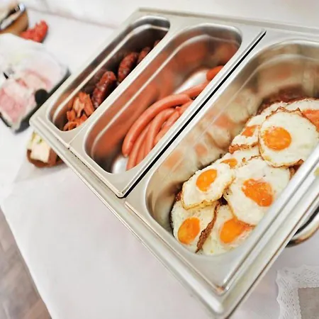 Chalupka Bratov V Resorte Aplend Tatil Evi